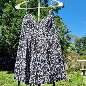 2000s Black & Gray Leopard Top